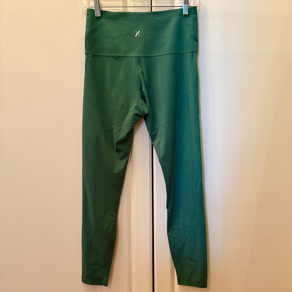 ✨NWT Knix 2 piece High-Rise Legging + Good to Go High-Neck Bra - Picture 6 of 10